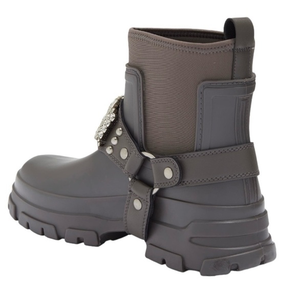 New In Box KARL LAGERFELD PARIS Rylie Crystal Studded Lug Boots Sz 6 Anthracite - Picture 2 of 5